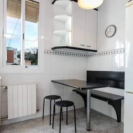 Vive Un Barcelons Apartamento *